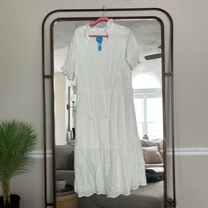 NWT White eyelet lined dress. Size small(runs big)